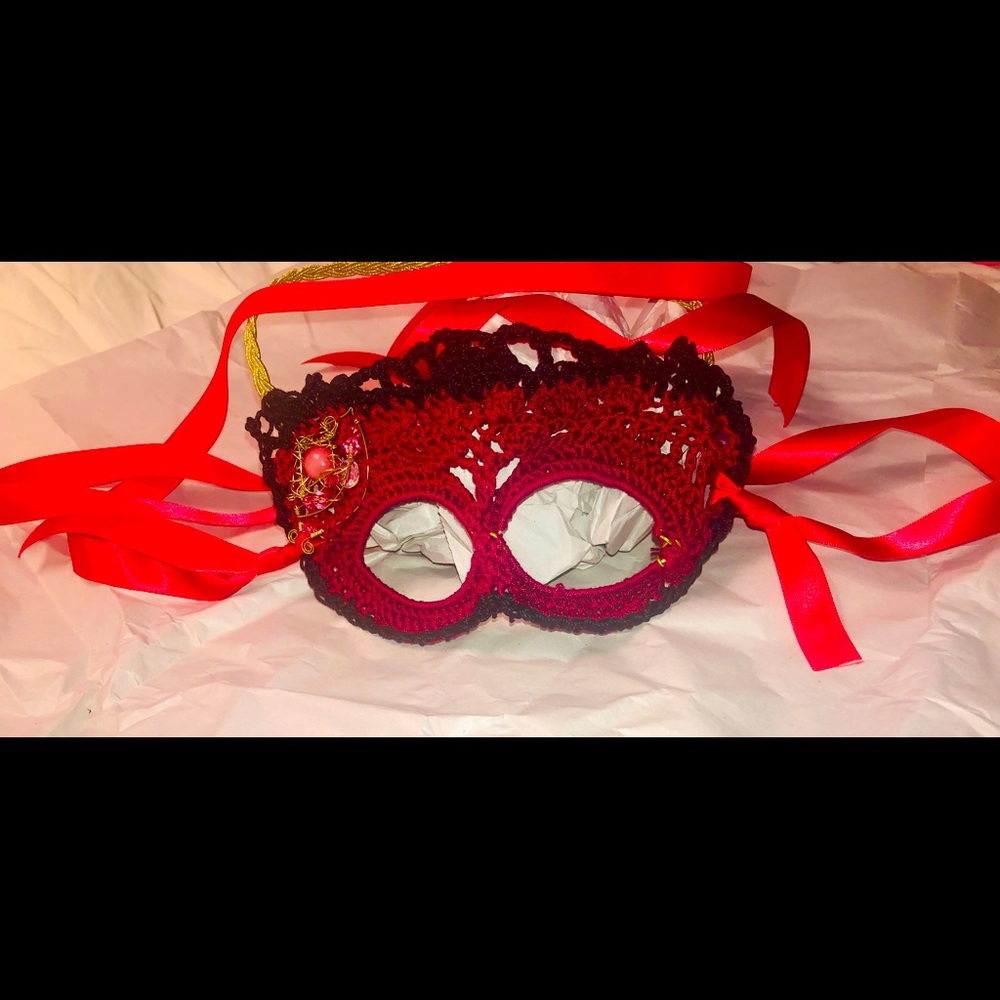Masquerade mask